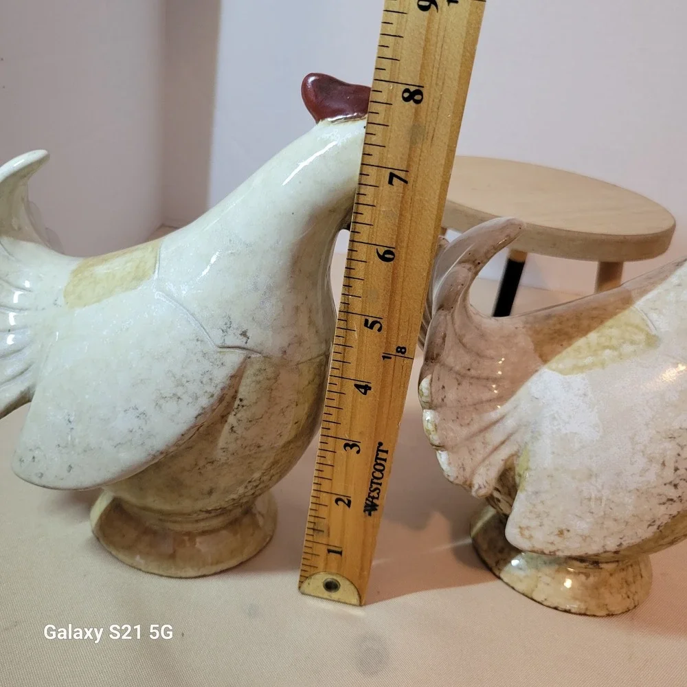 Vintage Ceramic Rooster Figurines Set of 2 Farmhouse Decor 4347B Cream Tan